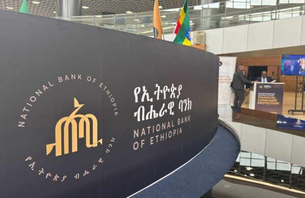 7da7d772-8f37-4e18-a503-886c2130